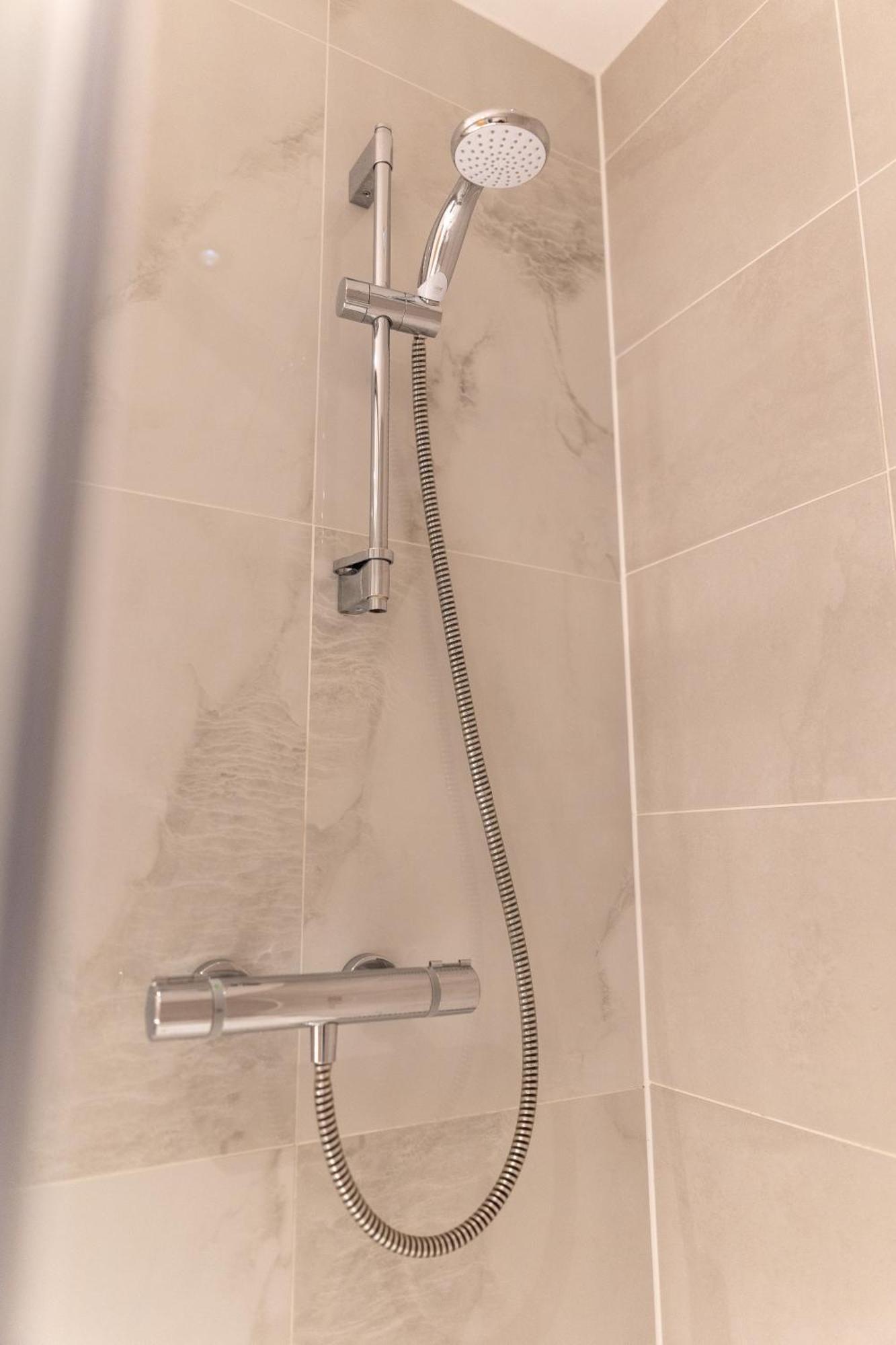 Exclusive Cardiff City Centre Apartment Esterno foto