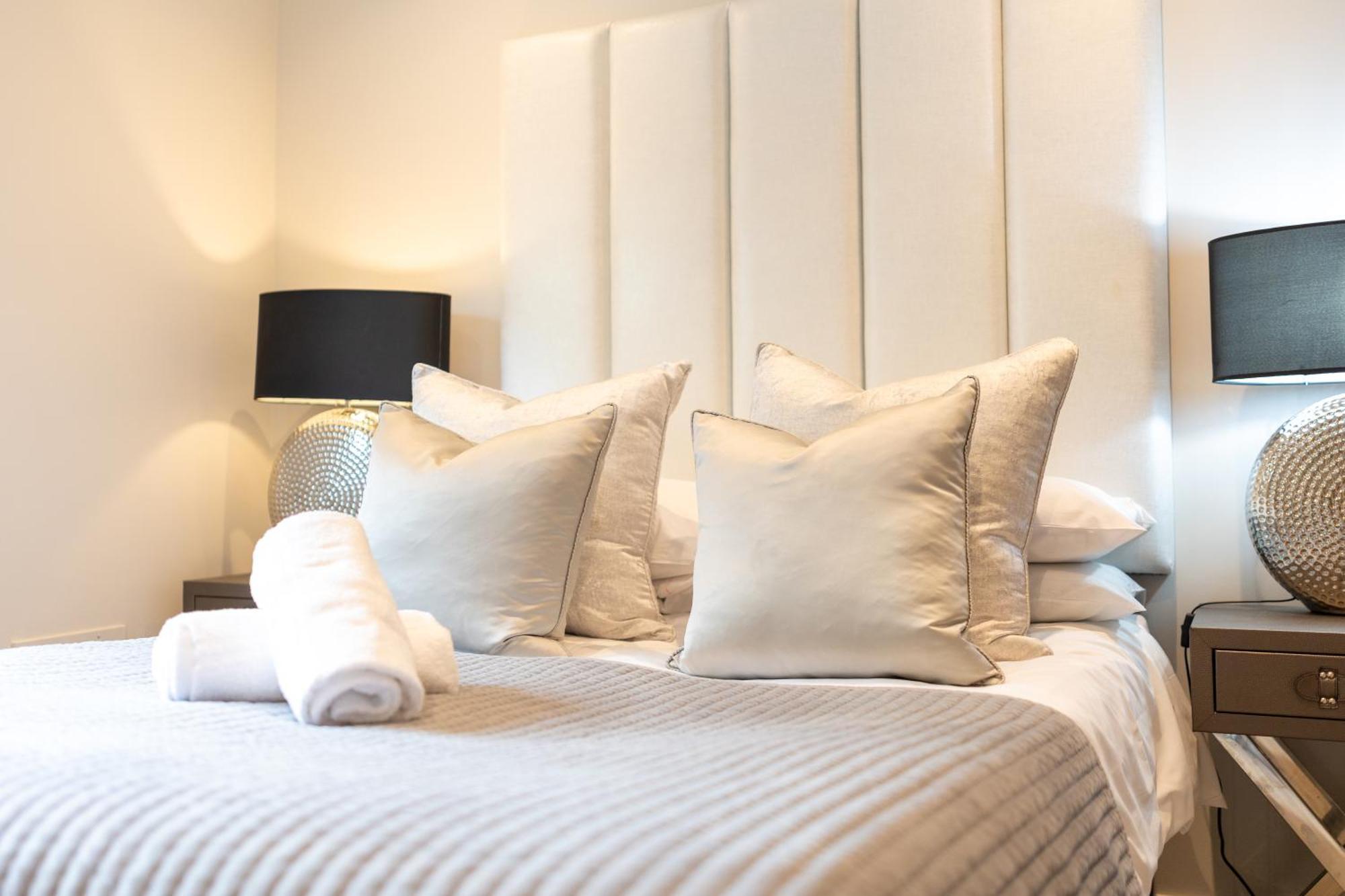 Exclusive Cardiff City Centre Apartment Esterno foto
