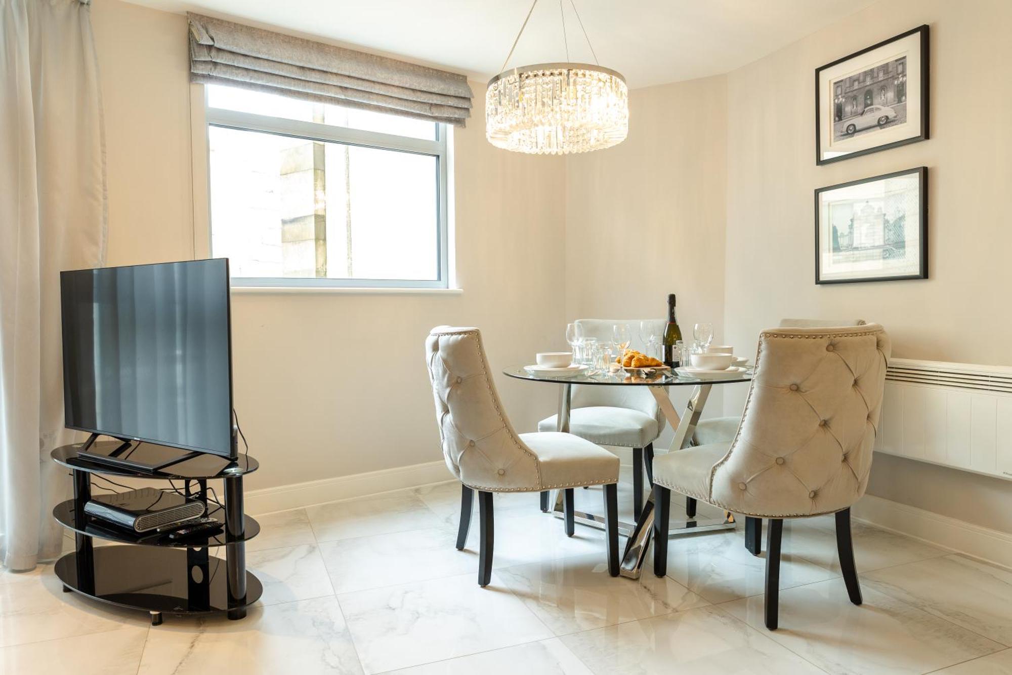 Exclusive Cardiff City Centre Apartment Esterno foto